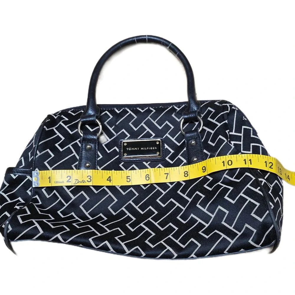 Tommy Hilfiger‎ Satchel Handbag Purse Black White Geometric Print Faux Leather